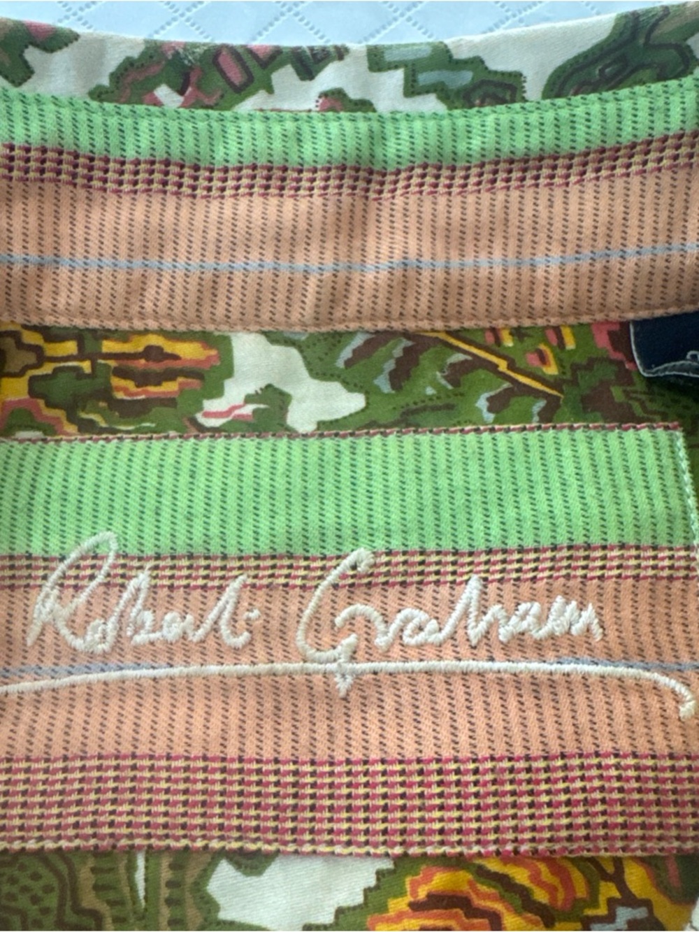 Vintage Robert Graham printed top, women's size 8 - Picture 4 of 7